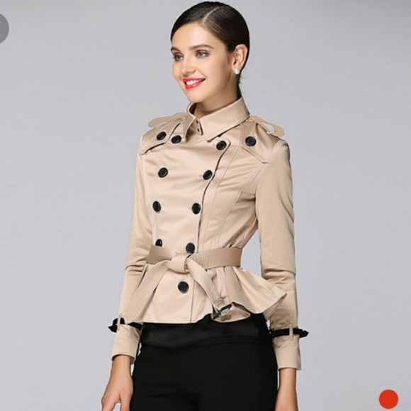 Elie Tahari Jackets & Blazers - Elie Tahari Lace Weatherized Raincoat